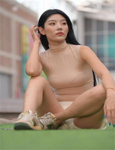 踩猫女-校花夏诗涵的屈辱沦陷